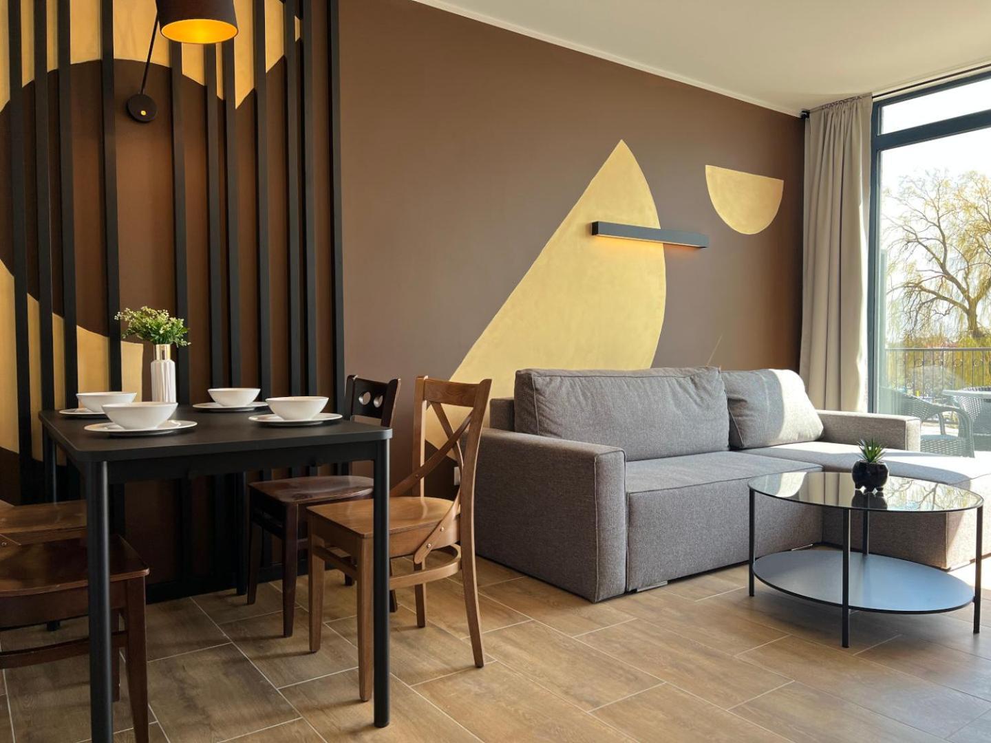 Party Avangarde Apartments City Center Leba Bagian luar foto