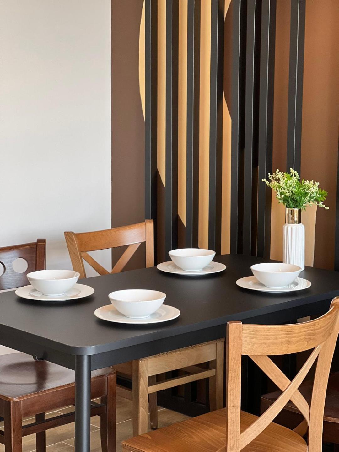 Party Avangarde Apartments City Center Leba Bagian luar foto